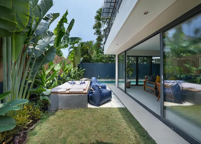 Villa Cora Walk To Double Six Seminyak